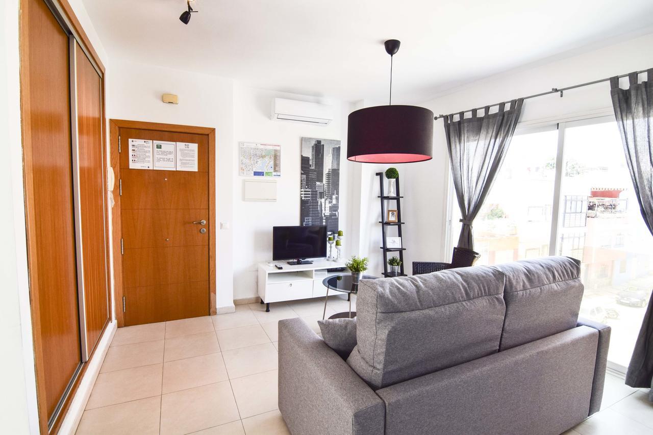 Malaga City Suites Barcelo 30 Εξωτερικό φωτογραφία