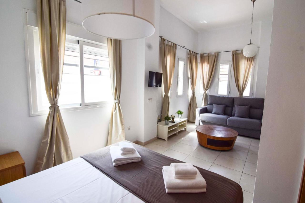 Malaga City Suites Barcelo 30 Εξωτερικό φωτογραφία